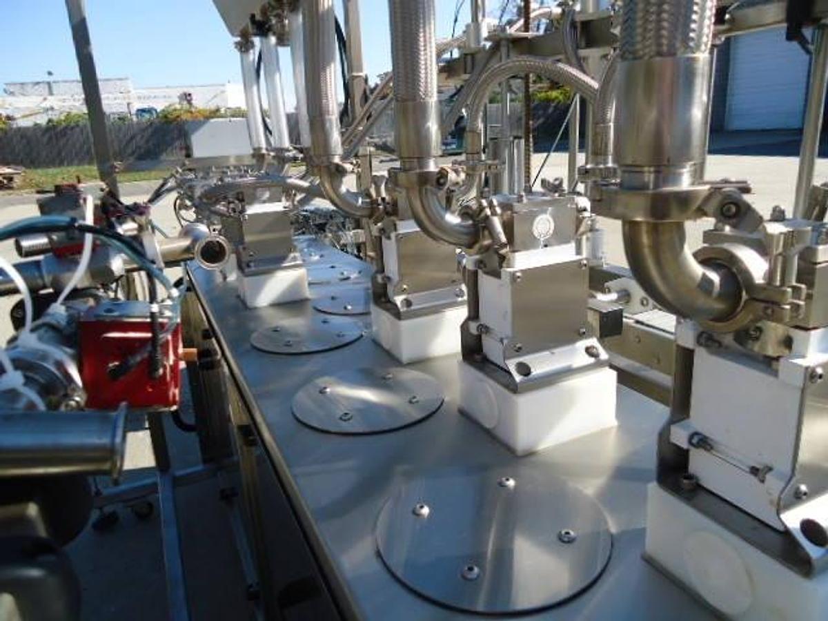 Used Inline Filling Systems Servo positive displacement filling machine