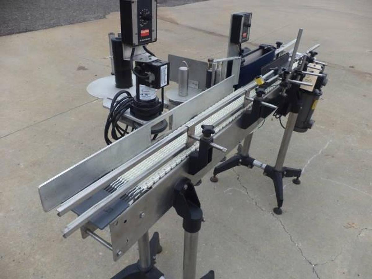 Used Universal Automatic Pressure Sensitive Wraparound Labeling Machine