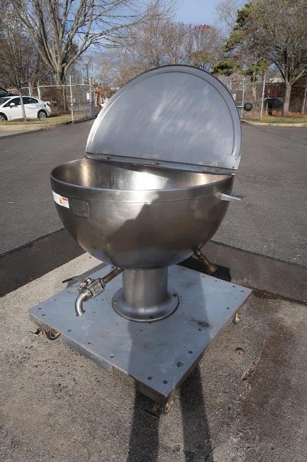 Used 80 Gallon Groen SS Jacketed Pedestal Kettle, Shallow Design