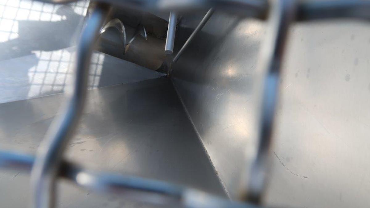 Used AMS 4 In. Diameter Inclined Flexible Screw Conveying System, Portable