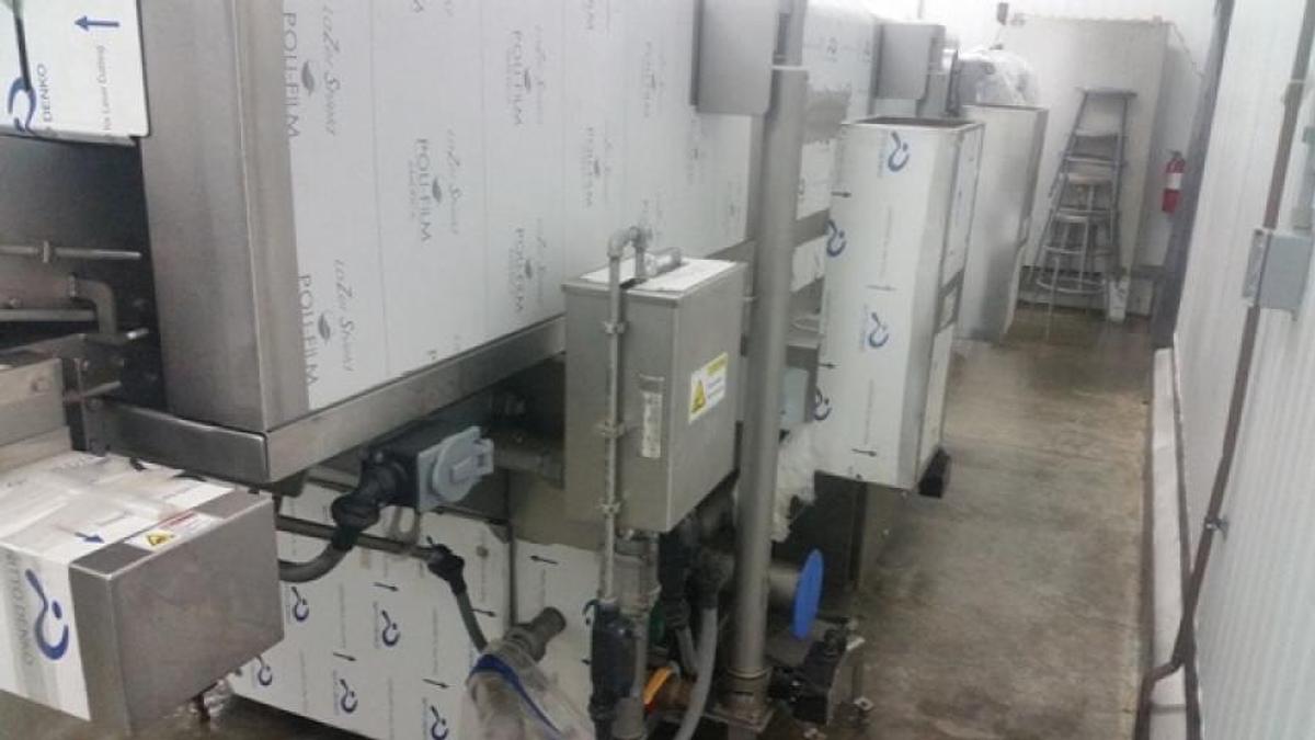 Used Heat and Control “Mastermatic” 8-24 sanitary direct-heated fryer
