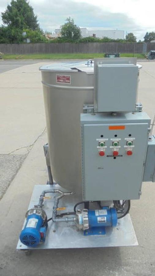 Used 226 Gallon Stainless Chocolate Melting Tank with Coils and Pumps