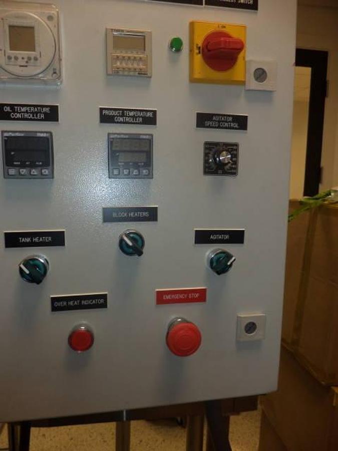 Used Cavalla Six Piston Hot Filling System With Conveyor & Capper