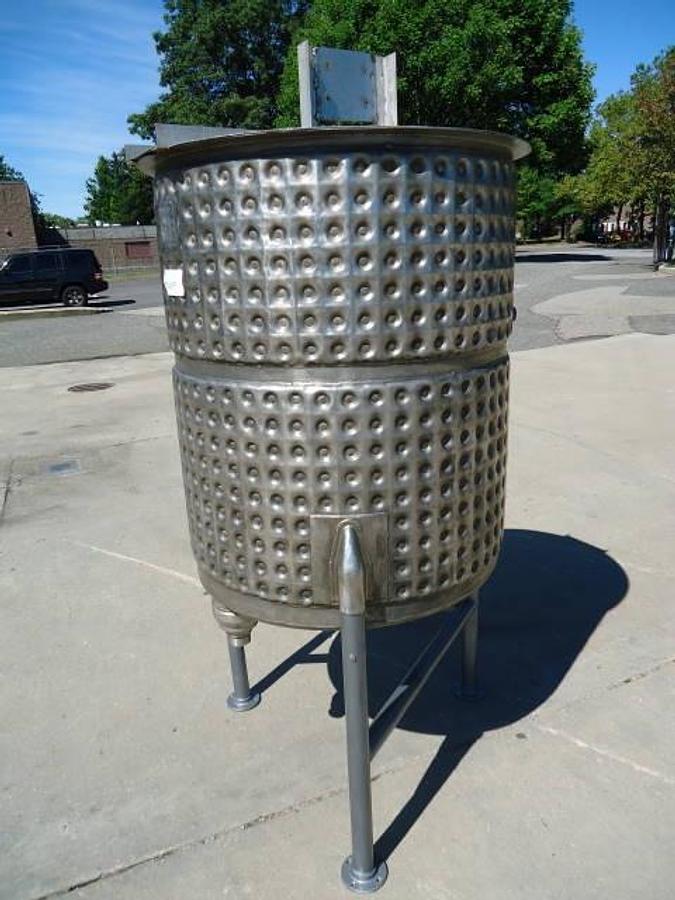 Used 225 Gallon Willflow Stainless Steel Dimple Jacket Tank, 50 PSI Jacket