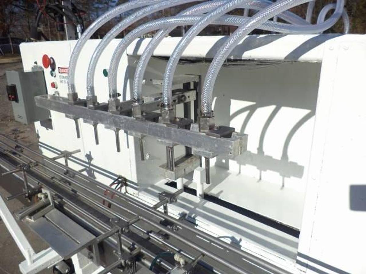 Used Filamatic Eight Piston Automatic Filling Machine, 520 cc Pistons