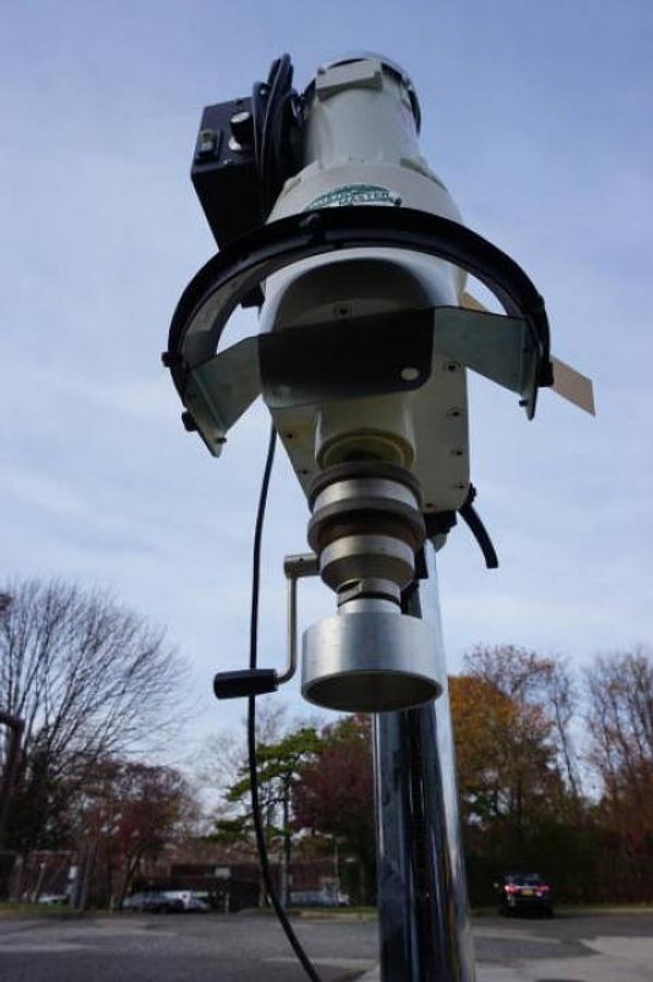 Used Swanmatic C300 Tabletop Semi Auto Capper, Variable Speed