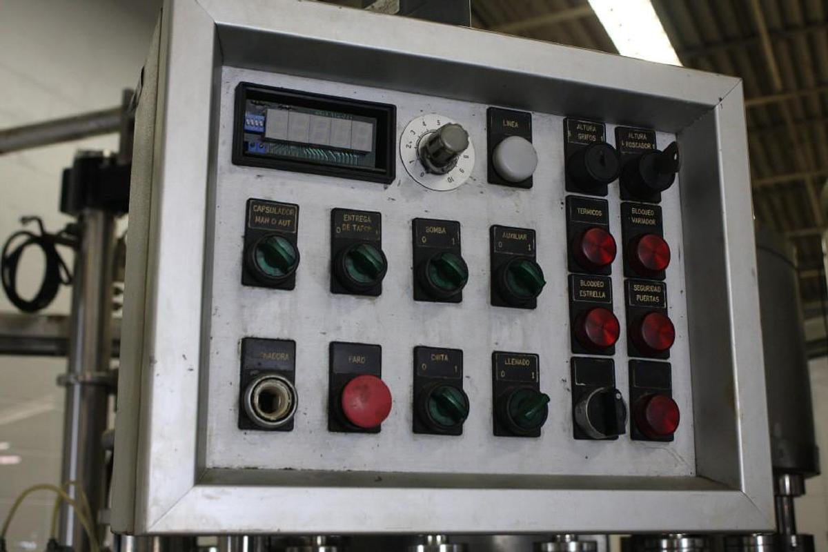 Used Ausere 20 Head Monoblock Rotary Piston Filler and Capper