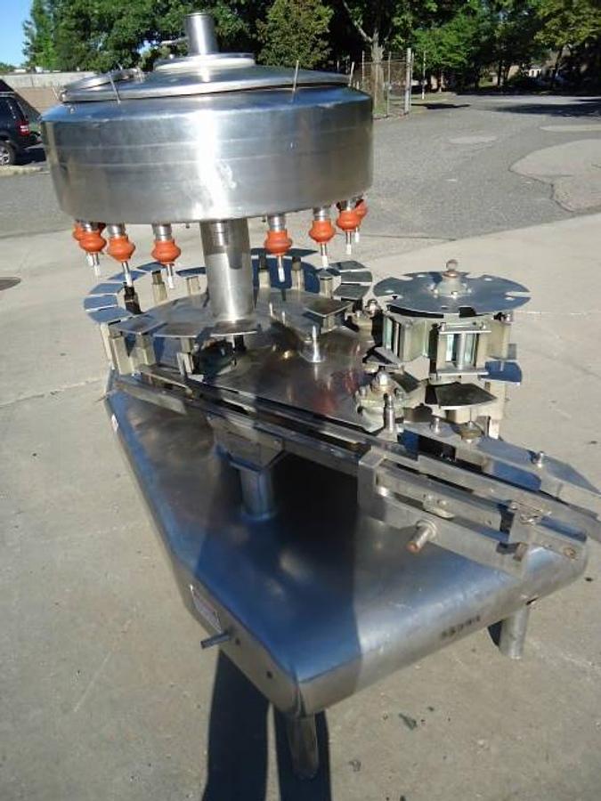 Used Federal G-185 Rotary Liquid Filler, Stainless Steel