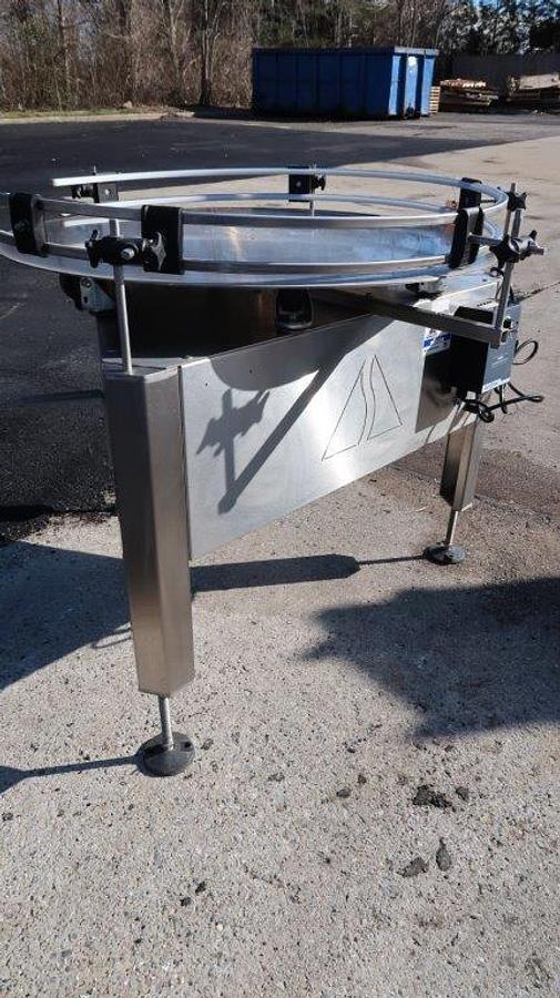 Used 40 In. Diameter Apacks SS Rotary Unscrambling/Accumulating Table