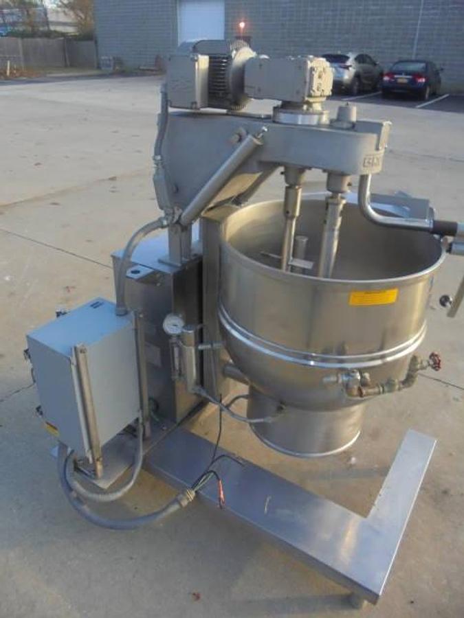 Used 40 Gal Groen self-contained electric twin action kettle, tilt discharge, 316 SS