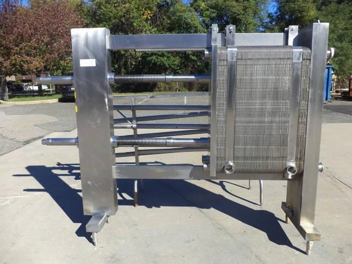 Used APV 134 Plate Stainless Steel Heat Exchanger, Sanitary