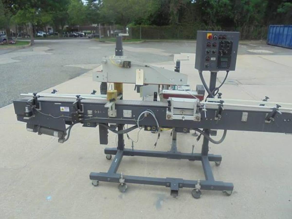 Used Universal SL-2000 Spot/Wrap Around Pressure Sensitive Labeler