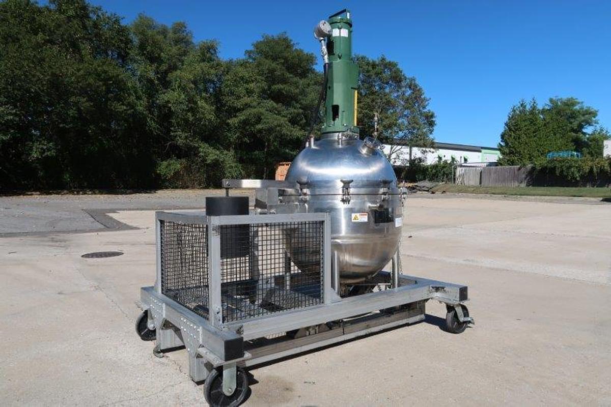 Used 60 Gallon Lee SS Jacketed Vacuum Mix Kettle, Portable