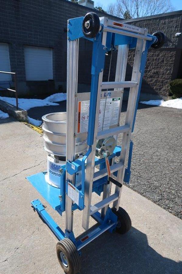 Used Sweco 18 In. Diameter Stainless Steel Two Deck, Portable Separator