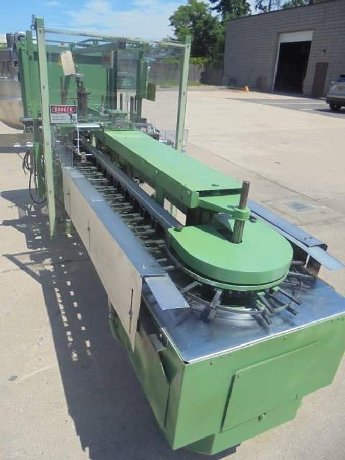 Used RA Jones IMV-5 Intermittent Motion Vertical Cartoner