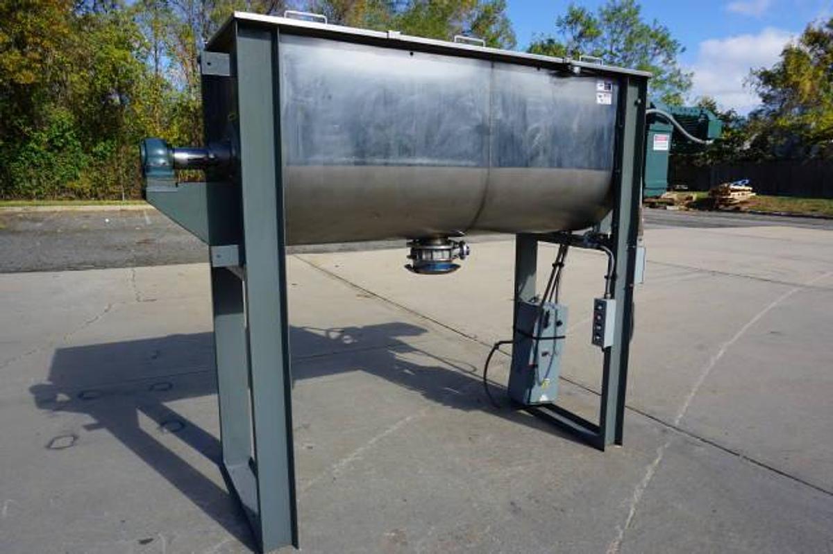 Used 36 Cu. Ft. Bush Tank Stainless Steel Double Ribbon Blender, 15 HP