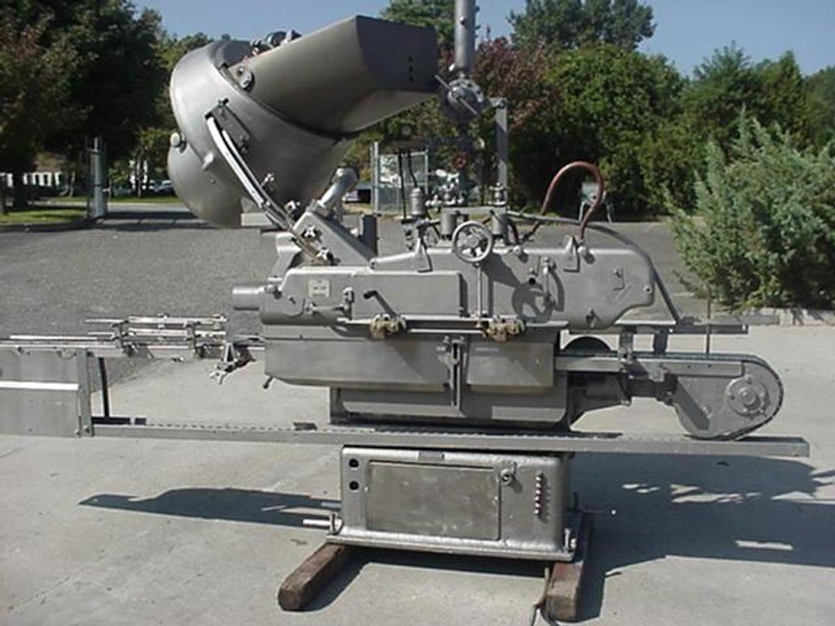 Used White Cap Vapor Vacuum Capper, 63mm Dia.