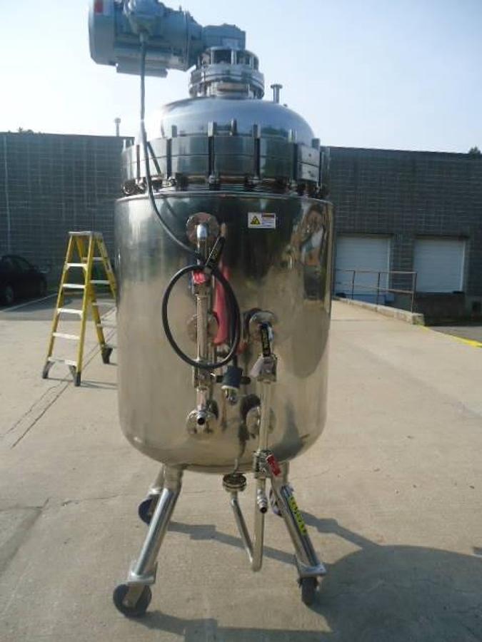 Used Olsa 200 Gallon Stainless Steel Sanitary Vacuum Reactor, Portable