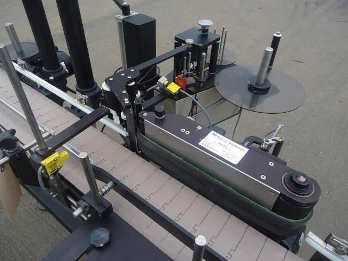 Used Versapply 9120  Pressure Sensitive Spot/Wraparound Labeler