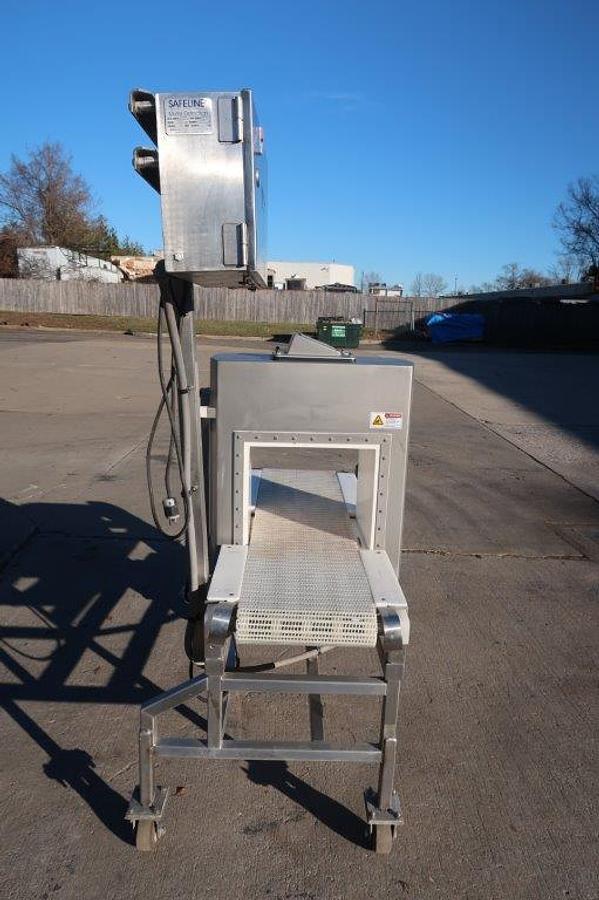 Used Safeline SL1000 SS Metal Detector, 15 In. X 13 In. Aperture