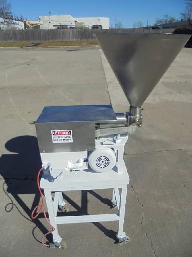 Used Simplex Single Piston Filler, Electric