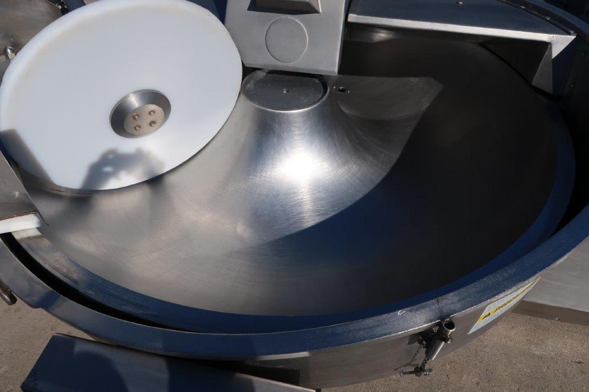 Used Laska 500 Liter Bowl Chopper, 100 HP Motor, Dairy Machine