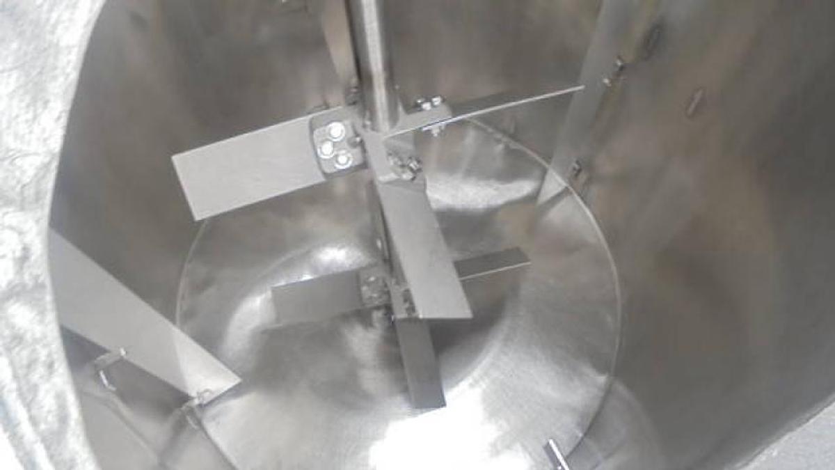 Used 350 Gallon Stainless Closed Top Vertical Mix Tank, 5HP, XP