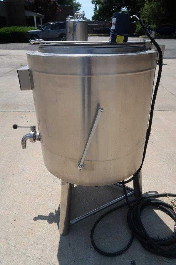 Used 25 Gallon SS Self-Contained Electric Mix Tank, Jacketed