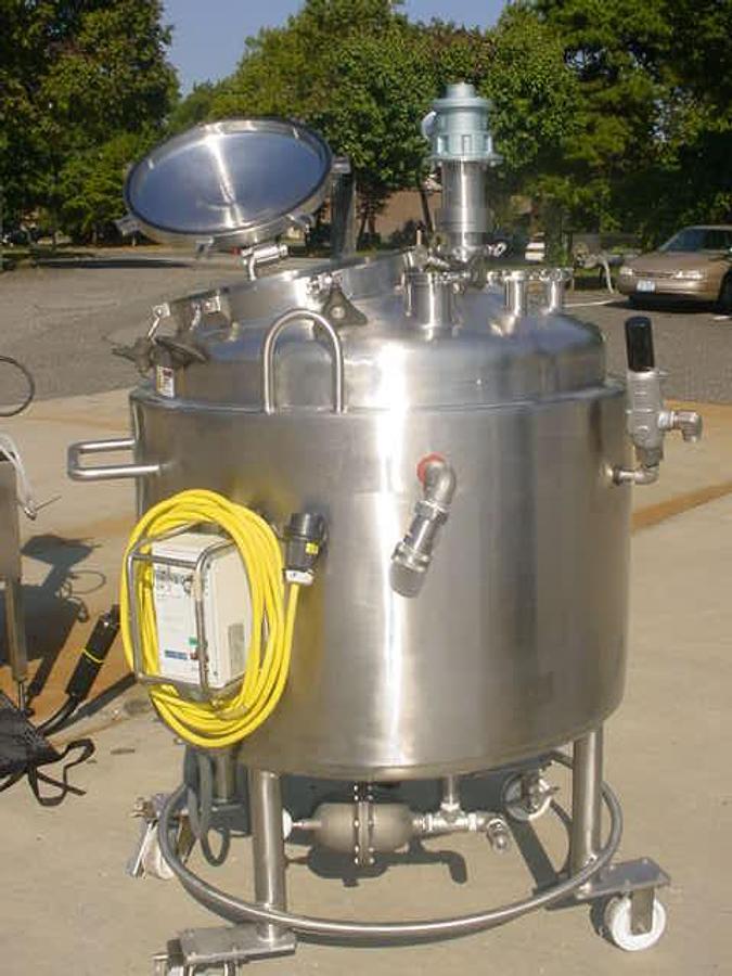 Used 125 Gallon Lee 316 Stainless Steel Sanitary Jacketed Agitated Vacuum Vessel, Bottom Dispersion Head