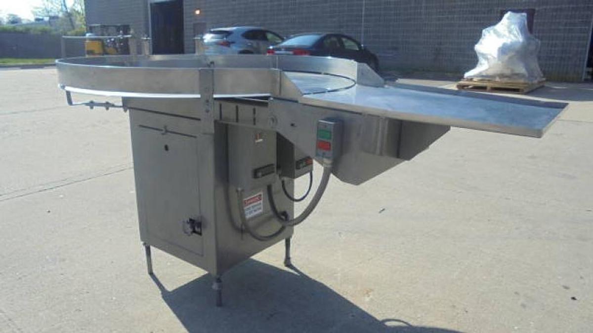 Used 48 In. Diameter Unscrambling/Accumulating Table With Unscrambling Shelf