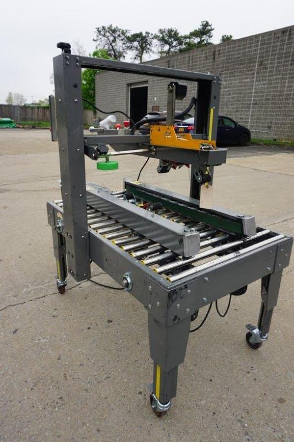 Used Packaging Systems Top and Bottom Case Taper, Portable