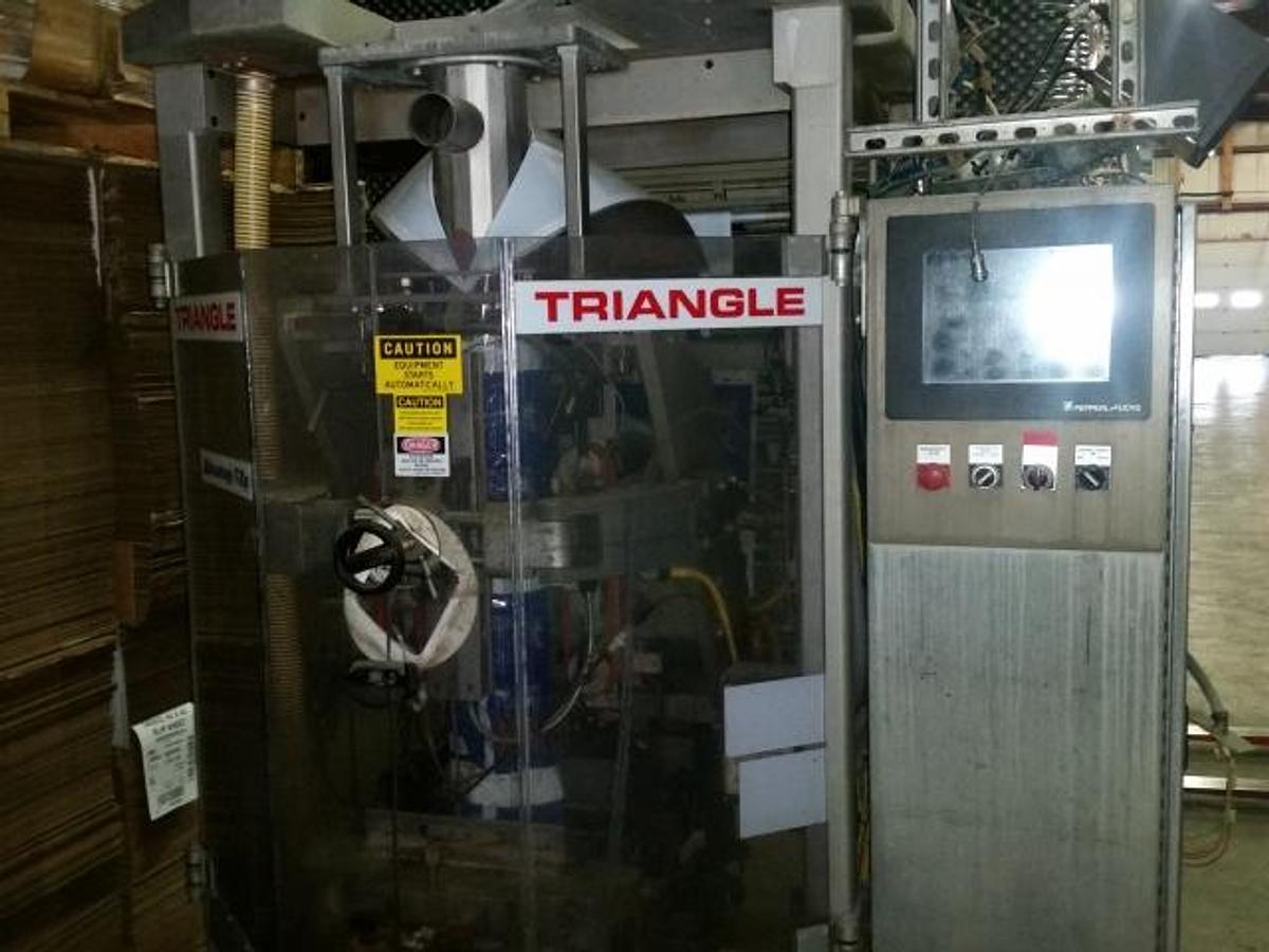Used Triangle Vertical Bagger With Scales, Frozen Products