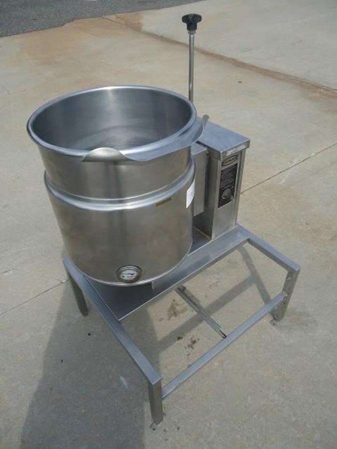 Used 12 Gallon Cleveland Range Electric Tilt Kettle, 50 Psi Jacket