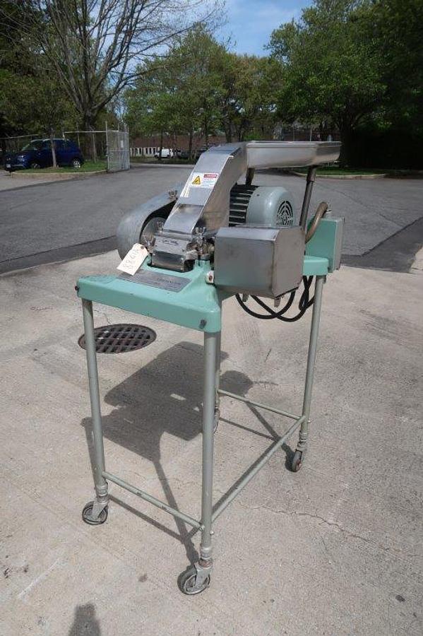 Used Fitzpatrick M-5 Comminuting /Pulverizing Machine, 5 HP