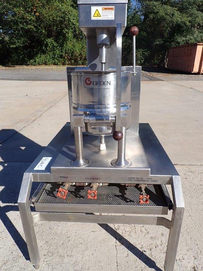 Used Groen 5 Gallon Scraper Agitated Kettle, 55 PSI Jacket