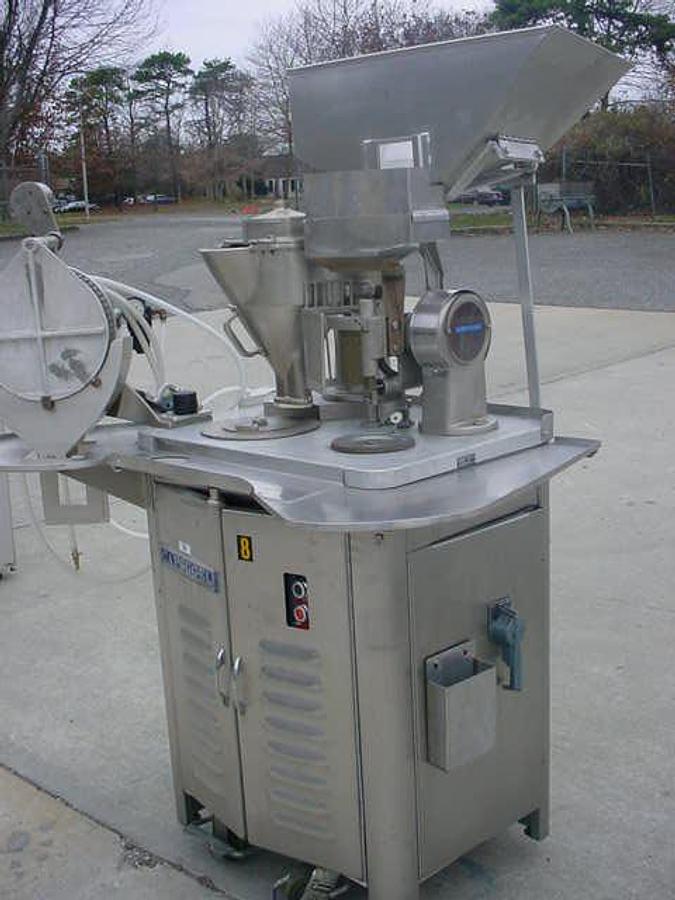 Used Capsugel Pd-8 Semi-Automatic Encapsulator