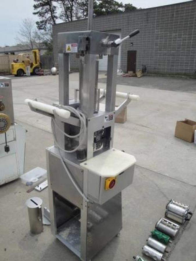 Used Toresani Model Rr-160 Two Up Ravioli Machine With Assorted Dies
