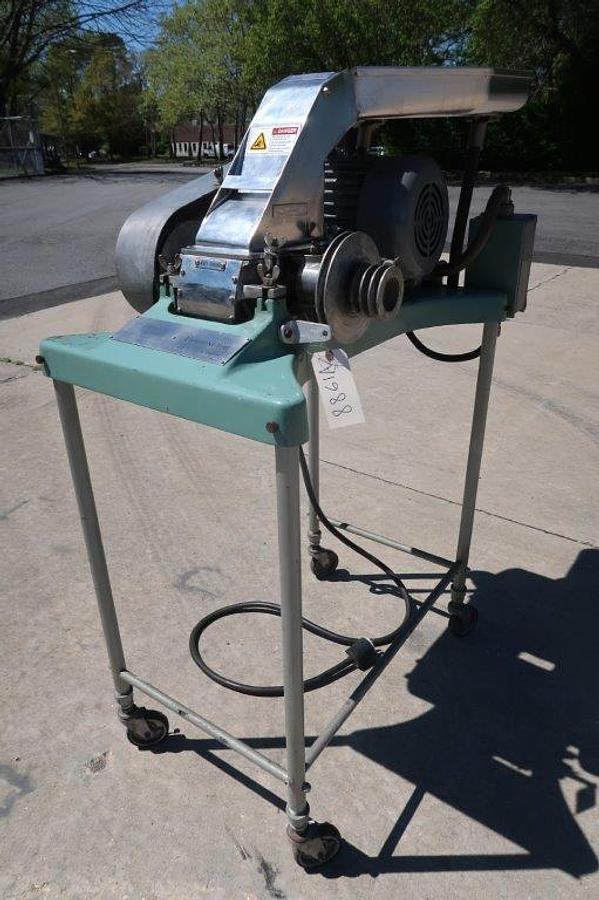 Used Fitzpatrick M-5 Comminuting /Pulverizing Machine, 5 HP