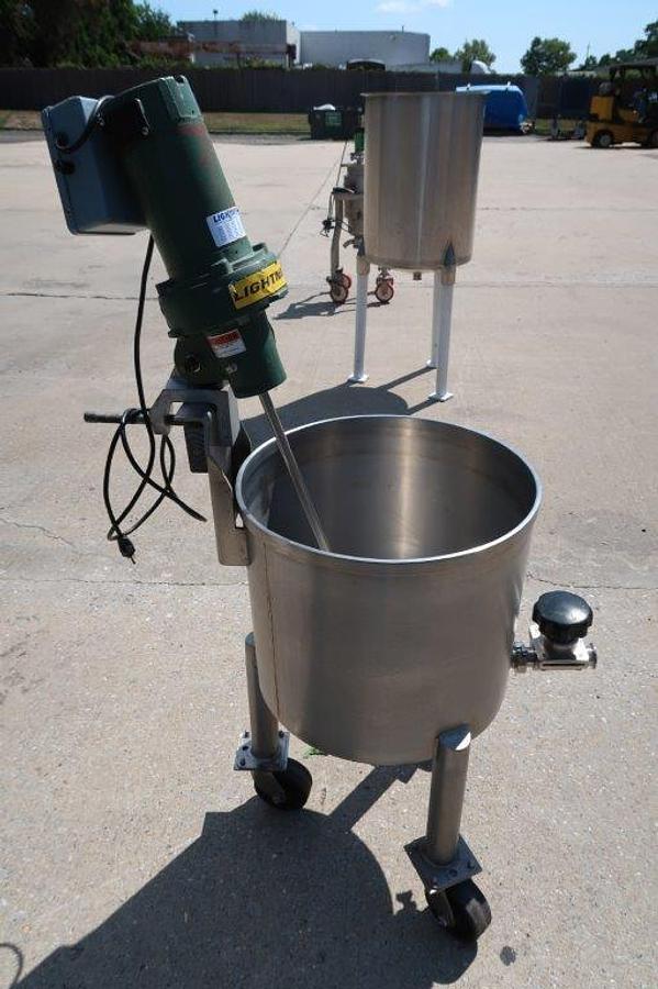 Used 20 Gallon JVNW Stainless Steel Portable Mix Tank