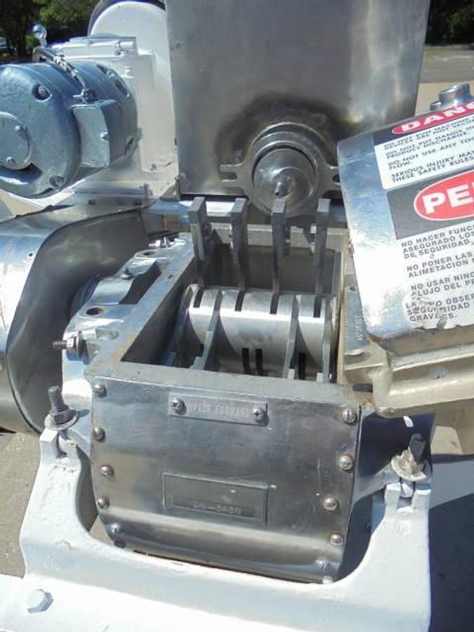 Used Fitzpatrick D6 Comminutor/Pulverizer, Screw Fed