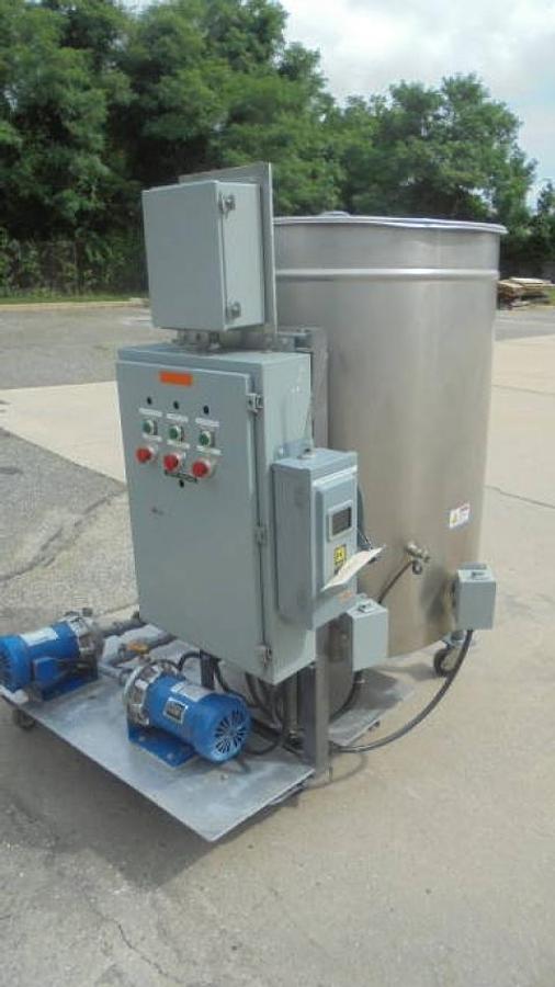 Used 226 Gallon Stainless Chocolate Melting Tank with Coils and Pumps