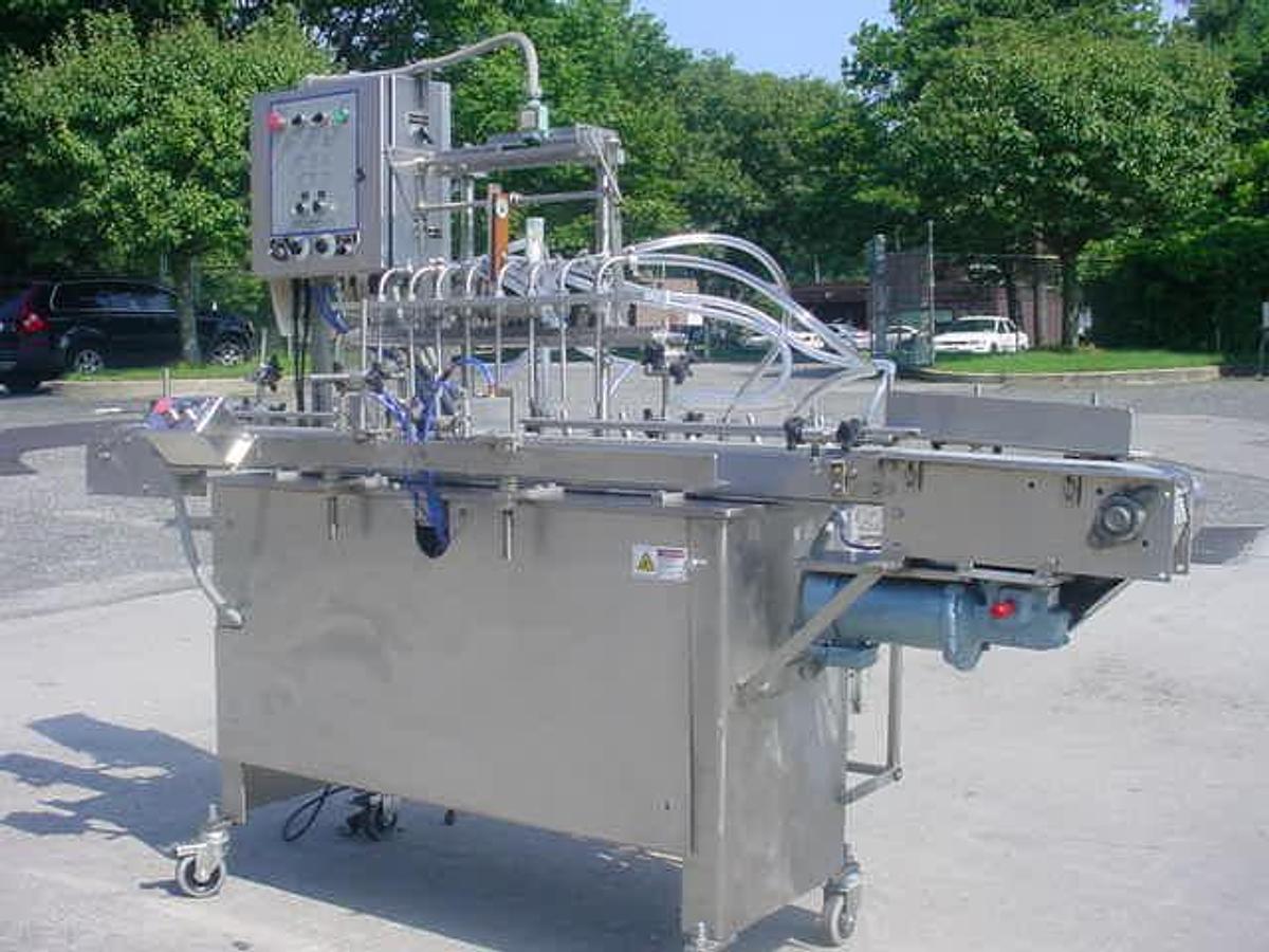 Used Filling Equipment Company Eight Piston Straight Line Automatic Filling Machine