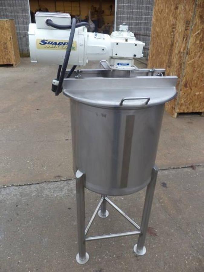 Used 30 Gallon Norfab Stainles Steel Mix Tank With Agitator