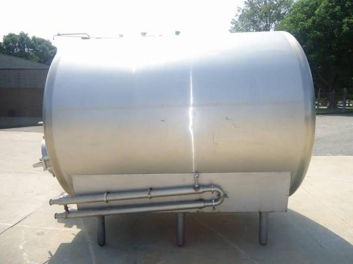 Used 2,500 Gallon Cherry Burrell Stainless Steel Horizontal Mix Tank