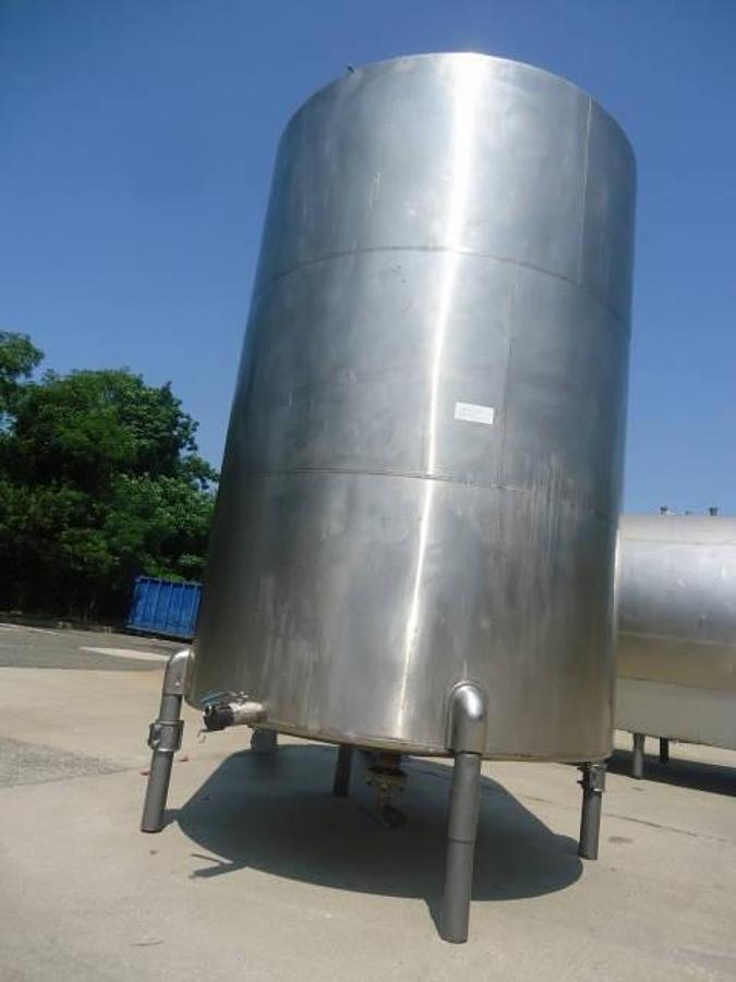 Used 2,000 Gallon stainless steel vertical tank, dished bottom