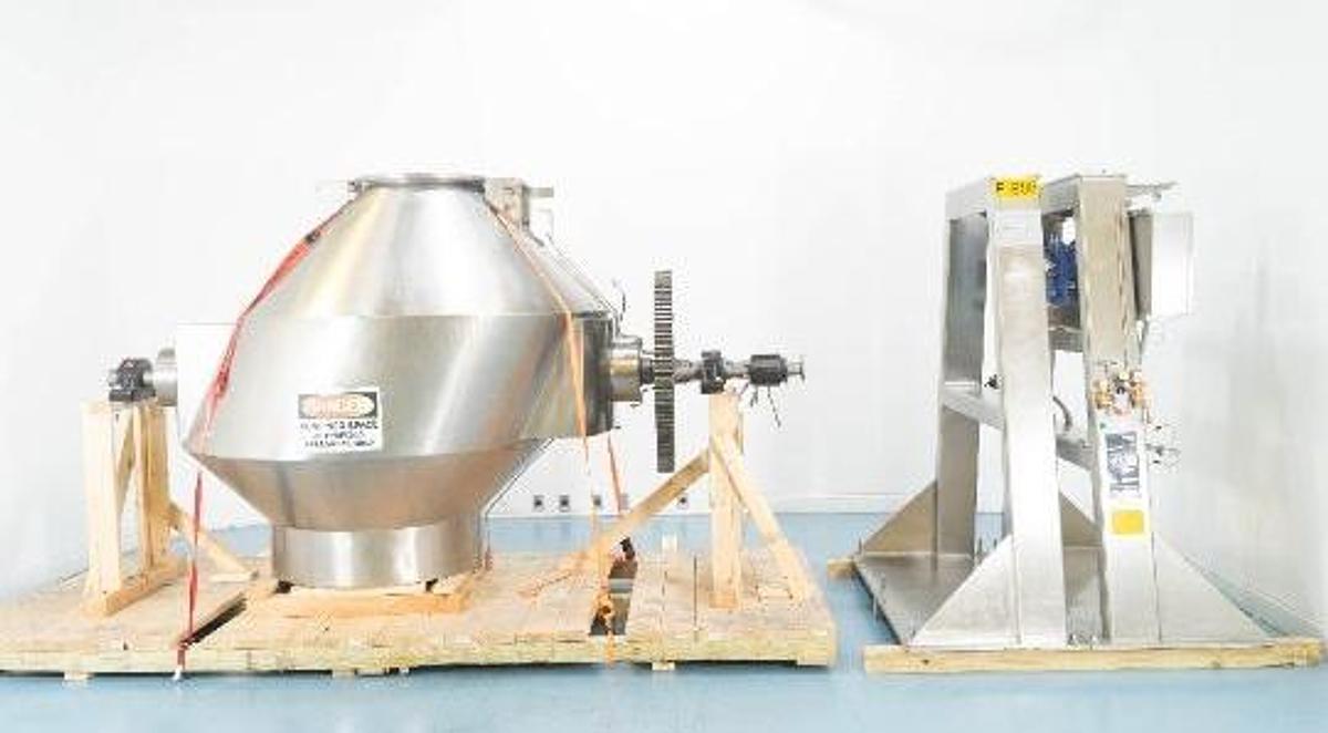 Used Gemco 50 Cu. Ft. Stainless Slant Cone Blender, Auto Unloading