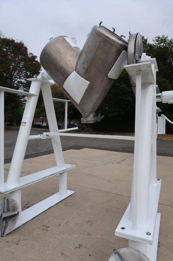 Used 10 Cu. Ft. Patterson Kelley SS Twin Shell V Blender, Drum Discharge