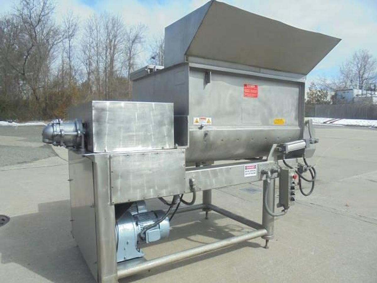 Used Rietz 1,000 Lb. SS Twin Screw Horizontal Blender, Jacketed