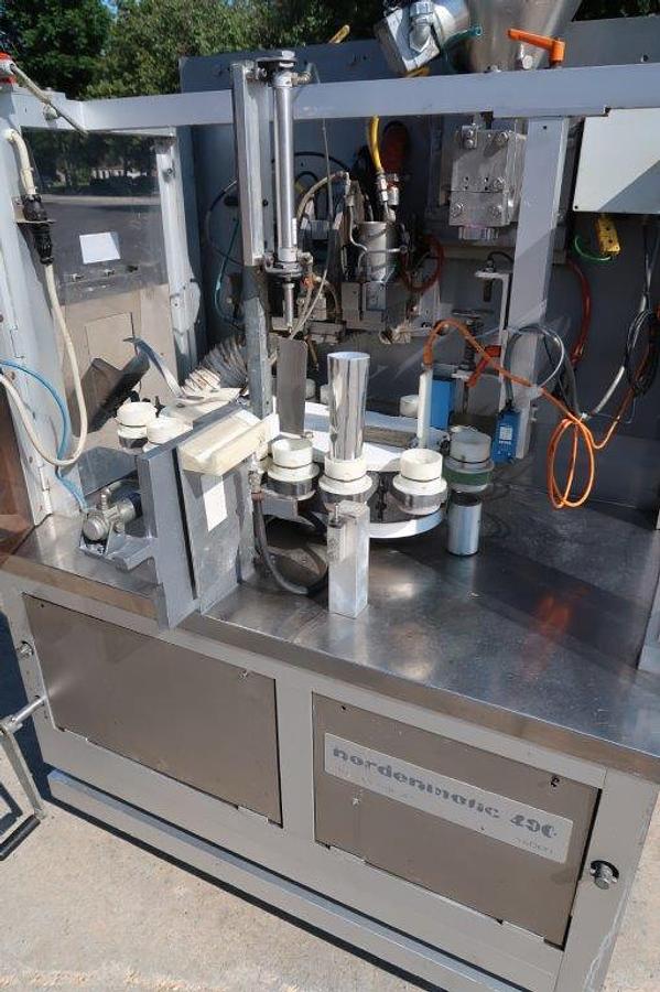 Used Norden 400HA Hot Air Tube Filling and Sealing Machine