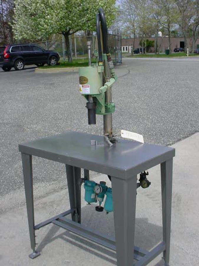 Used Jg Machine Single Head Aerosol Crimper